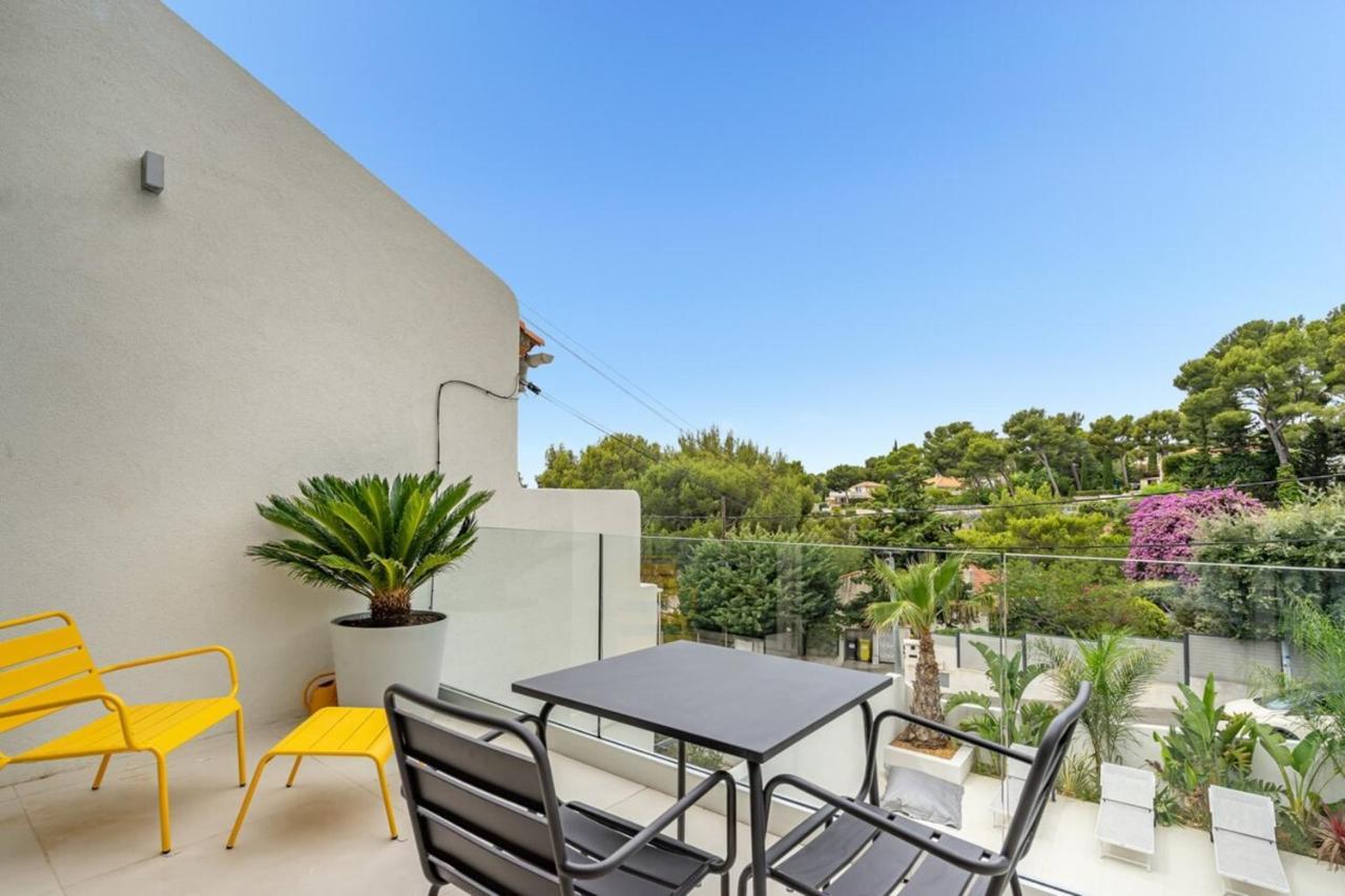 Giovannina N5 Cassis Exteriér fotografie